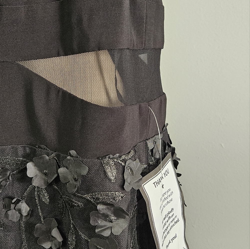 Xscape Women's Plus 3D Flower Skirt Gown In Black - Picture 7 of 9